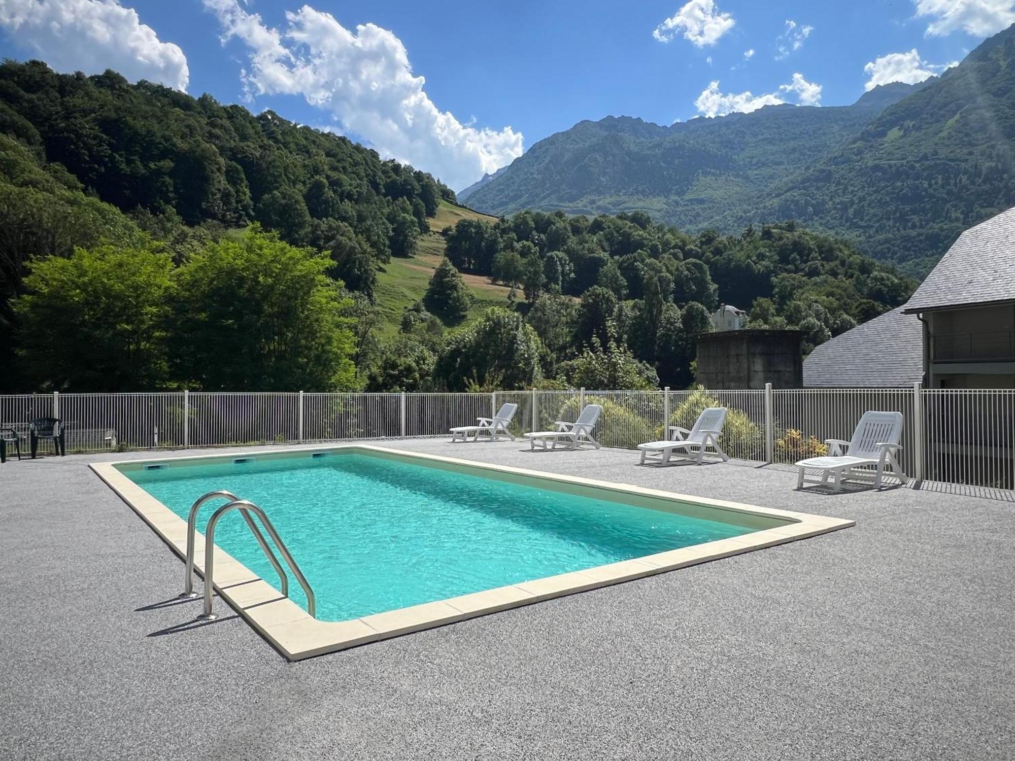 Loc Luz St Sauveur 2 Apartment Luz-Saint-Sauveur Exterior photo